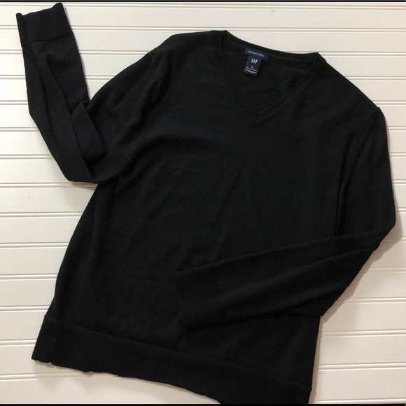 GAP Other - GAP Merino Wool V neck Pullover